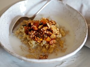 Hunajainen Sam | Suomen monipuolisin hunajavalikoima | Sikke Sumari | Resepti