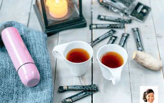 Hunajainen SAM tarjoaa inkiväärillä maustettua marjateetä ja luonnollisia hunajatuotteita.